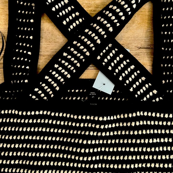 NWT LOFT Petite Black and White Halter Top - Picture 2 of 3